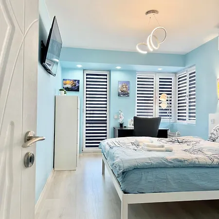 Seasky Smarthome Penthouse For 6 Guests With Private Parking 5 Minutes аway From And Centre * Burgas