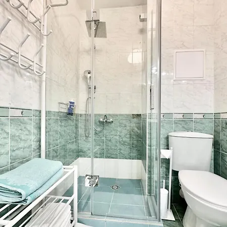 Seasky Smarthome Penthouse For 6 Guests With Private Parking 5 Minutes аway From And Centre Apartment
