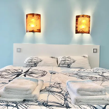 Seasky Smarthome Penthouse For 6 Guests With Private Parking 5 Minutes аway From And Centre * Burgas